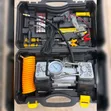 Compressor ya Hewa Portable 2-Cylinder Mpya na Zana - 1
