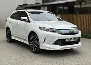 Toyota Harrier 2018 White