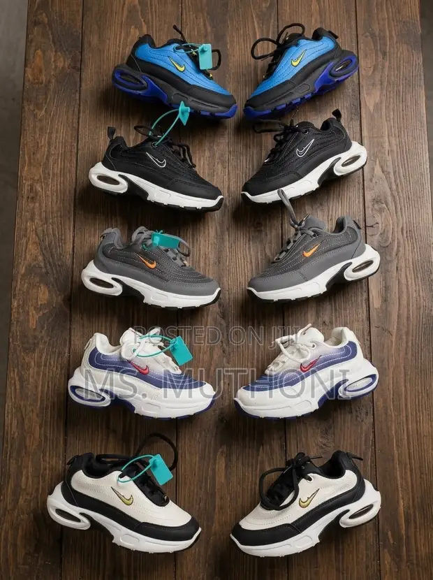 Nye Nike Kids Portal Collection Sneakers Ukubwa 25-30 - 1