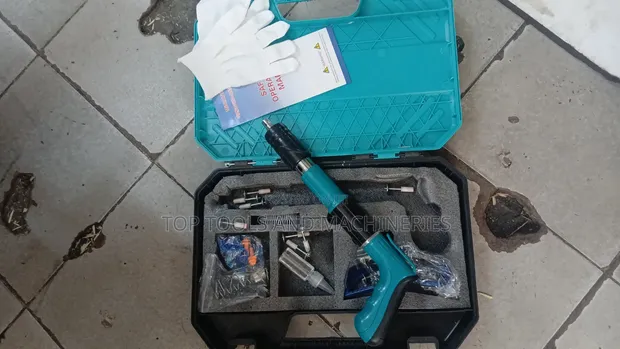 Manual Nail Hammer Tool Kit - 1
