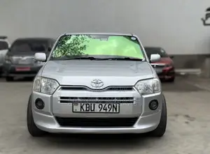 Toyota Succeed 2018 Silver