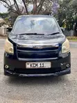 Toyota Noah 2.0 143hp FWD (8 Seater) 2010 Black - 2