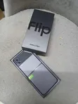 Samsung Galaxy Z Flip4 256GB Gray (Refurbished) - 2