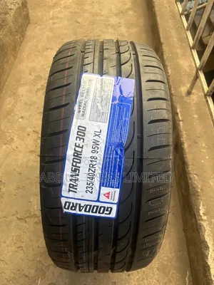 235/40ZR18 Goddard Performance Tire