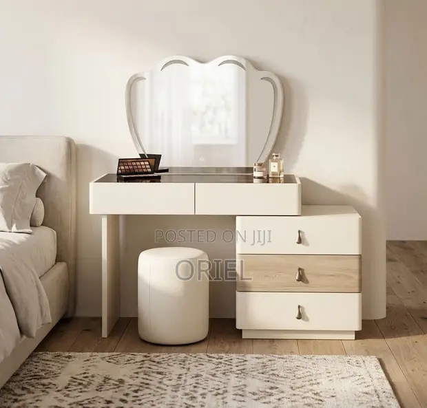 Modern Dressing Table Vanity with Mirror - 1