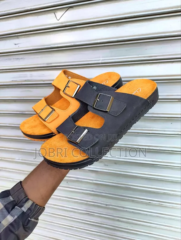 Sandals za Clarks Nyeusi na Orange za Ngozi - 1