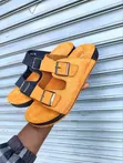 Sandals za Clarks Nyeusi na Orange za Ngozi - 2