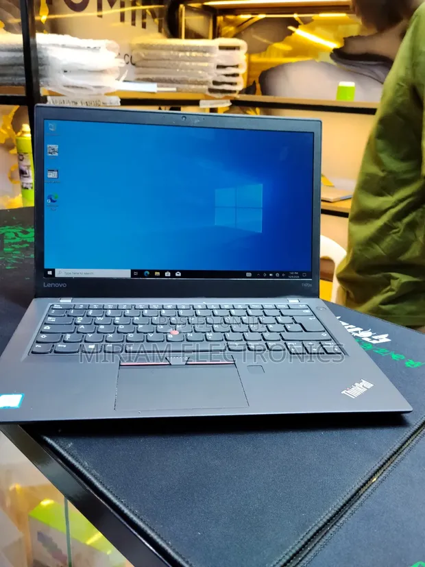 Lenovo ThinkPad T460s Laptop - Core i5, 8GB RAM, 256GB SSD - 1