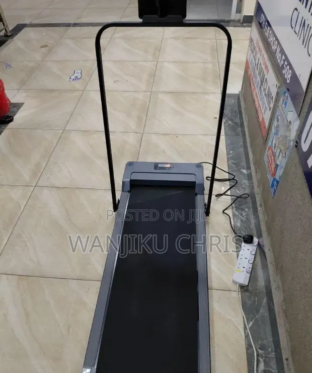 Bodyfit Treadmill Ndogo Inayokunjwa Yenye Remote Control - 1