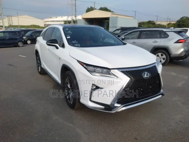 Lexus RX 300 4WD 2019 Nyeupe - 1