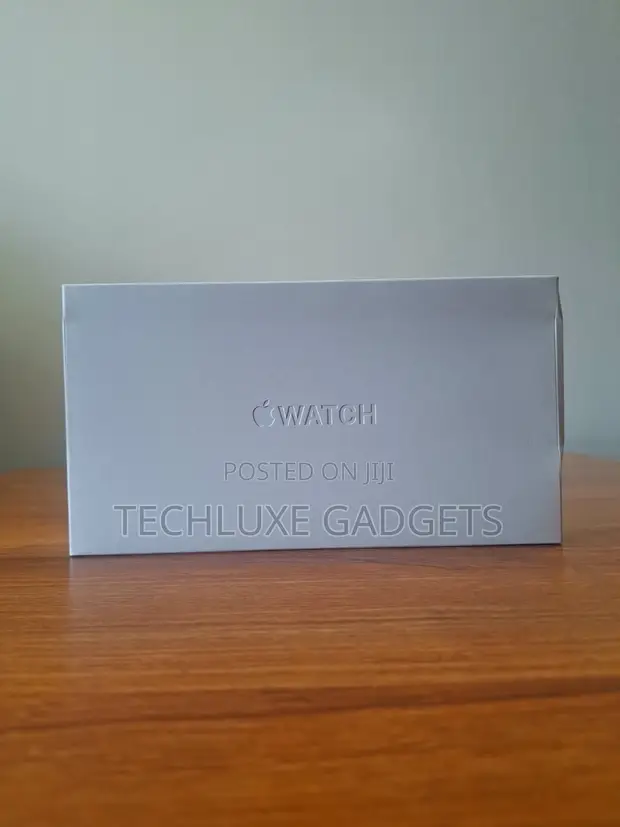 Apple Watch Ultra 2 49mm - 1
