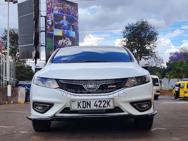 Honda Jade 1.5 Hybrid 2016 - 1