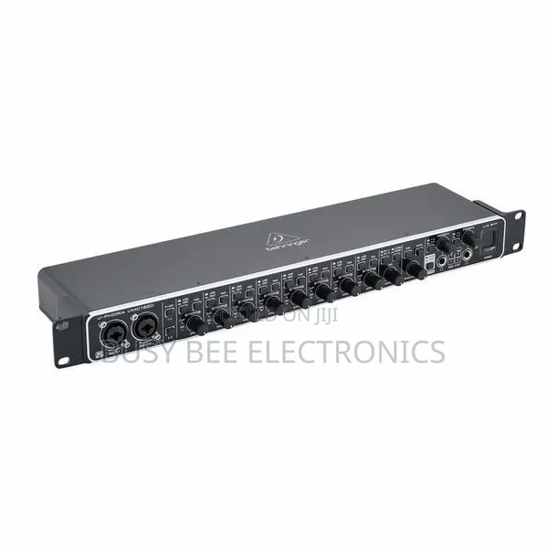 Behringer UMC1820 USB Audio Interface - 1