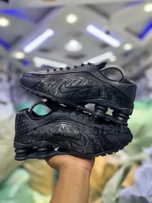 Nike Shox R4 "Black Floral" Sneakers