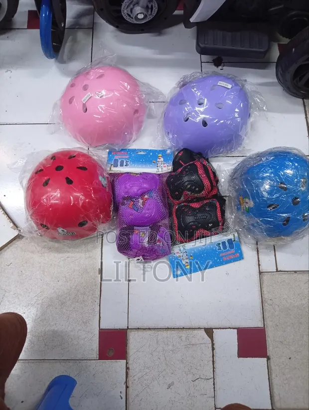 7-in-1 Protective Gear Set (Pink/Purple/Blue/Red) - 1