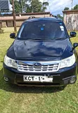 Subaru Forester 2011 Nyeusi - 1