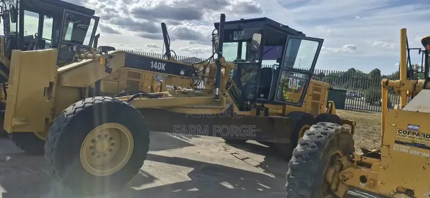 Ex-UK Caterpillar (CAT) Motor Grader na Ripper ya Nyuma - 1