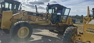 Ex-UK Caterpillar (CAT) Motor Grader na Ripper ya Nyuma