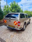 Isuzu D-MAX 2009 Beige - 2