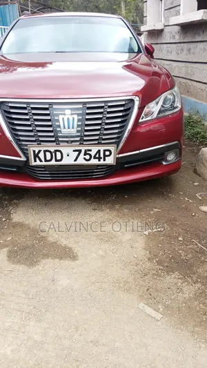 Toyota Crown Royal Saloon 2014 Hybrid