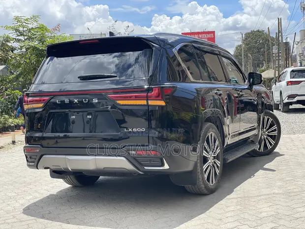 Lexus LX 600 2024 Nyeusi - 1