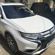 Mitsubishi Outlander 2018 White - 2
