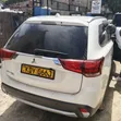 Mitsubishi Outlander 2018 White - 4