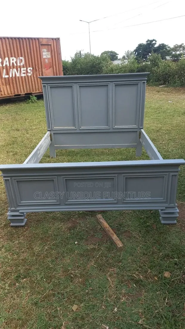 Grey Wooden Bed - Queen Size - 1