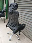 Kiti cha Ofisi cha Msingi wa Metali + Kichwa cha Mesh Nyeusi - 1