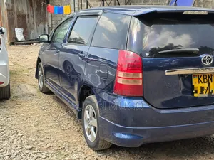 Toyota Wish 2006 Blue