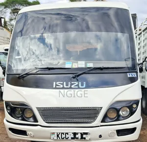 Isuzu NQR 2014 - 33 Seater Bus