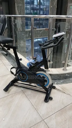 Euromax Spin Bike ya Mazoezi Nyeusi na Bluu