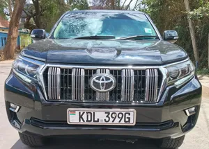 Toyota Land Cruiser Prado TXL 2017 Dhahabu