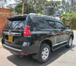 Toyota Land Cruiser Prado 2016 Black - 2