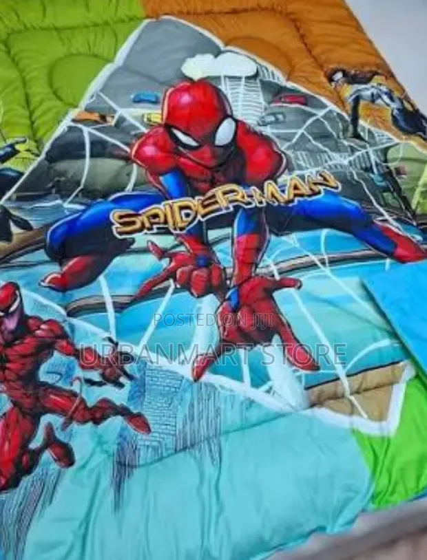 Spider-Man Kids Duvet Set with Bedsheet & Pillowcases - 1