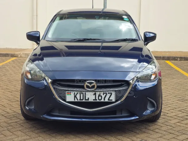 Mazda Demio 2016 Blue - 1