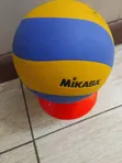 Mikasa MVA330 Mpira wa Volleyball kwa Mazoezi ya Timu na Burudani - 2