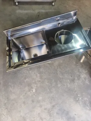 Sink ya Sluice ya Matibabu Iliyowekwa Ukutani