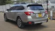 Subaru Outback 2015 Dhahabu - 5