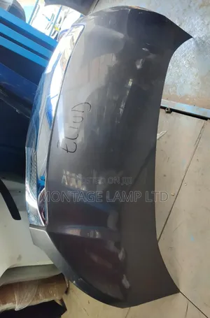 Bonnet ya Toyota Noah 2012
