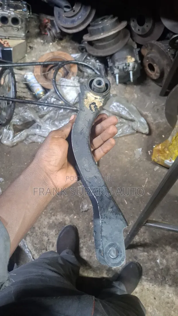 Mkono wa Nyuma wa Subaru Forester SJ5 - 1