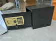 Sanduku la Usalama la Nyumbani na Hoteli - 1