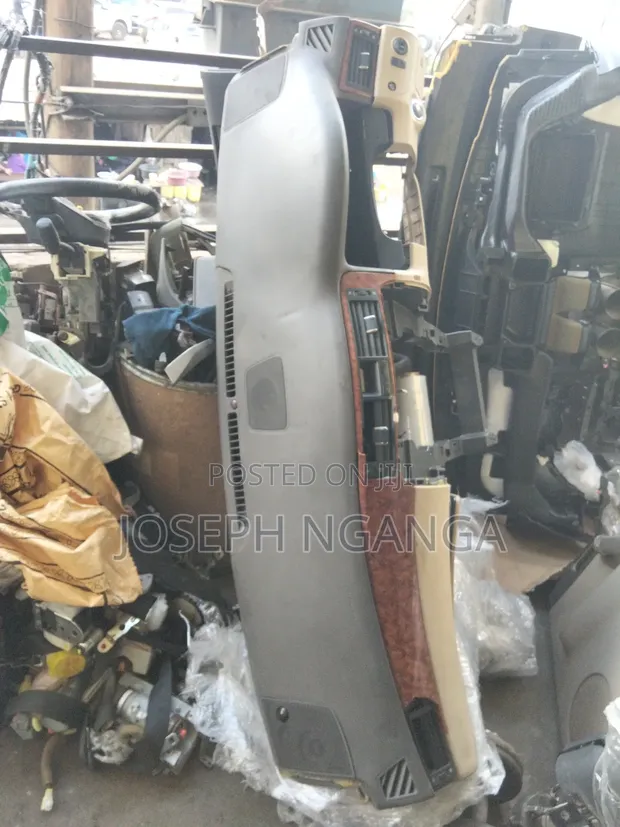 Toyota Crown Old Model Dashboard Airbag - 1