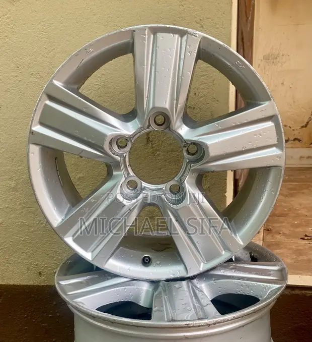 Toyota Land Cruiser 18" Alloy Rims (Set of 4) - 1