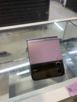 Samsung Galaxy Z Flip4 128GB Purple