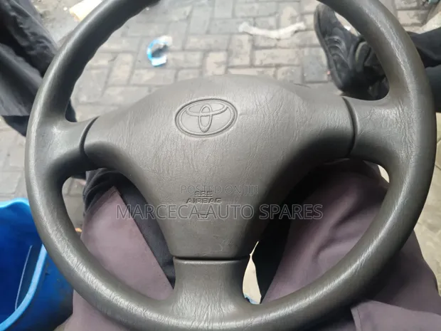 Airbag ya Steering Wheel ya Toyota Premio (Iliyotumika) - 1