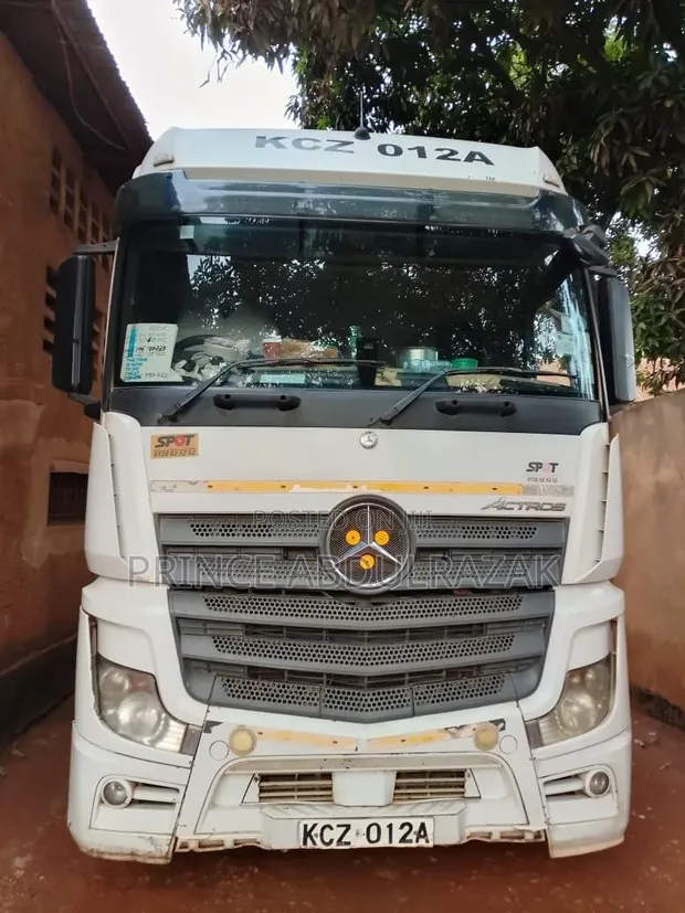 Mercedes-Benz Actros 2542 2014 White - 1