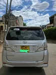 Toyota Vellfire 2009 Silver - 4