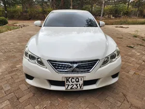 Toyota Mark X 2012 Rangi ya L Pearl