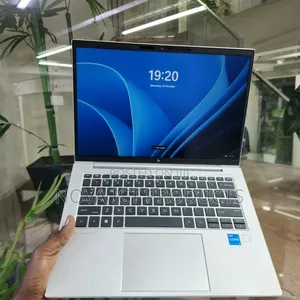 HP EliteBook 840 G9 Laptop 16GB RAM 256GB SSD